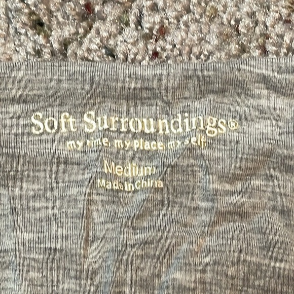 Soft Surroundings Woman’s Gray Sleeveless Tank Size Medium - Picture 2 of 6